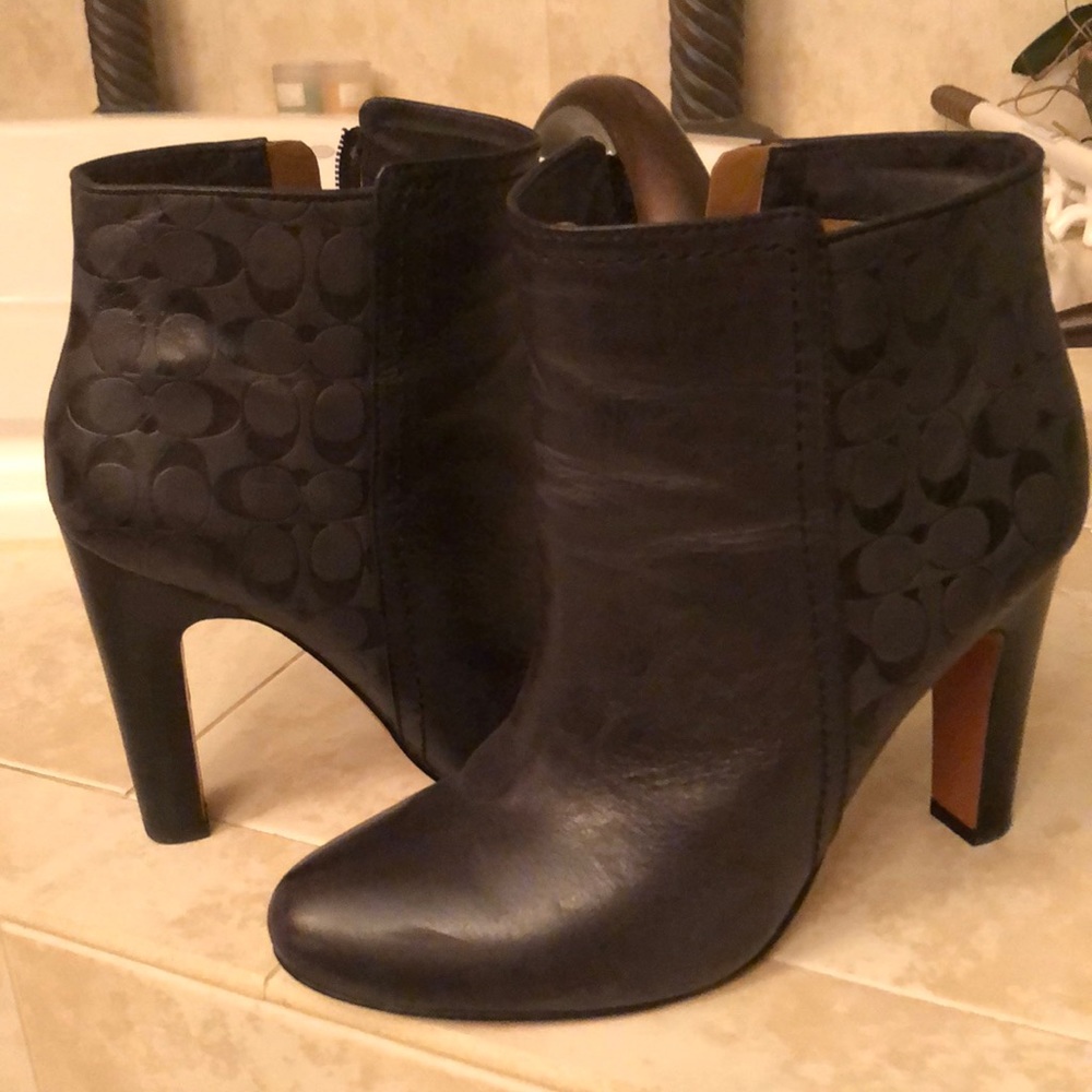 Coach boots